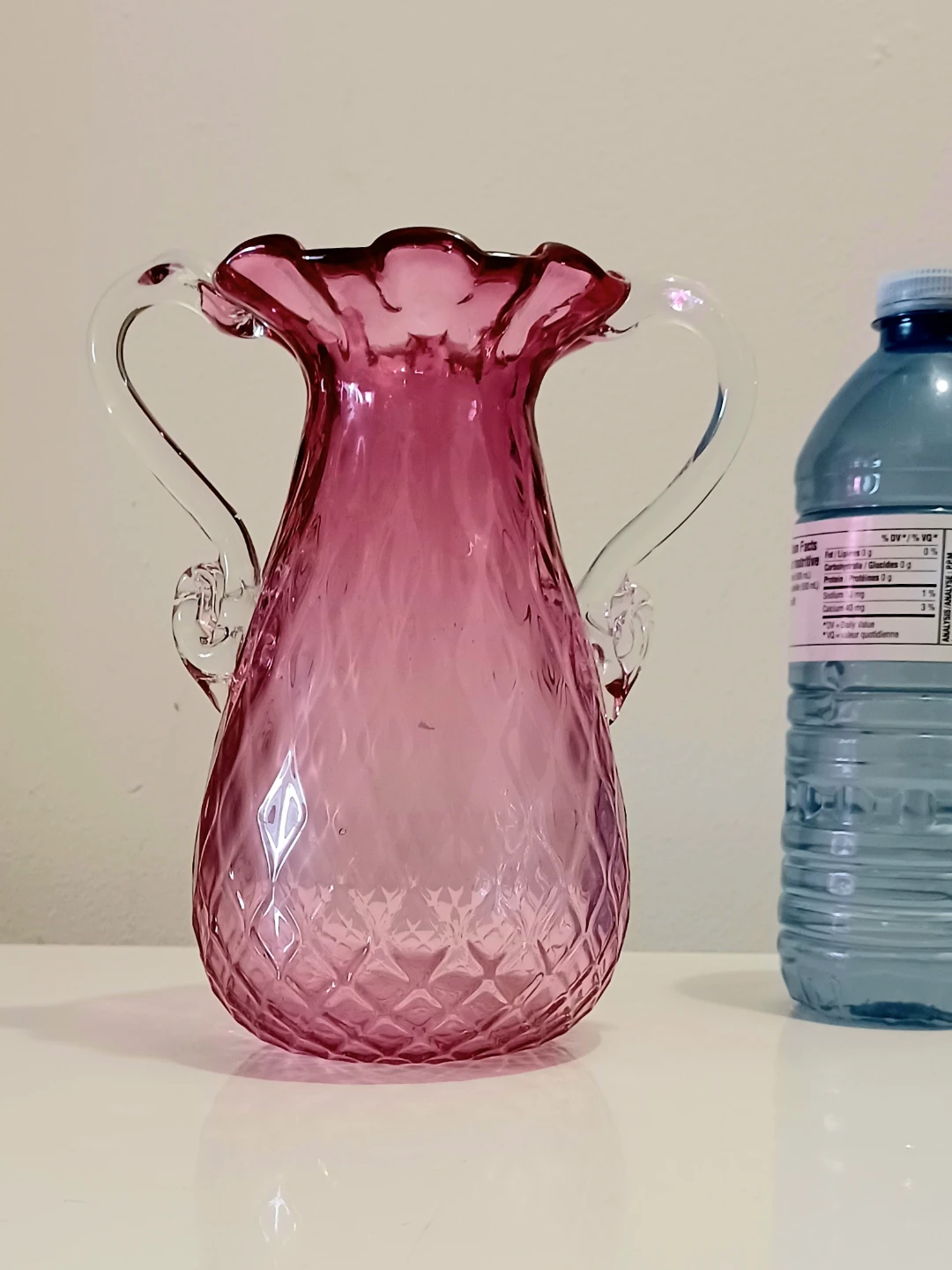 MCM Rossi Handblown Cranberry Optic Vase - photo 5
