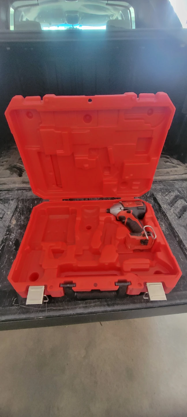 Milwaukee M18 Impact Wrench with Case