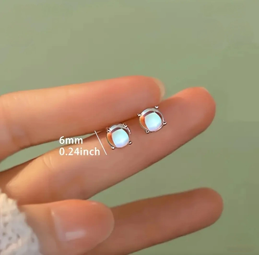 Classic Fashion Moonstone Stud Earrings.*Brand New* - photo 4