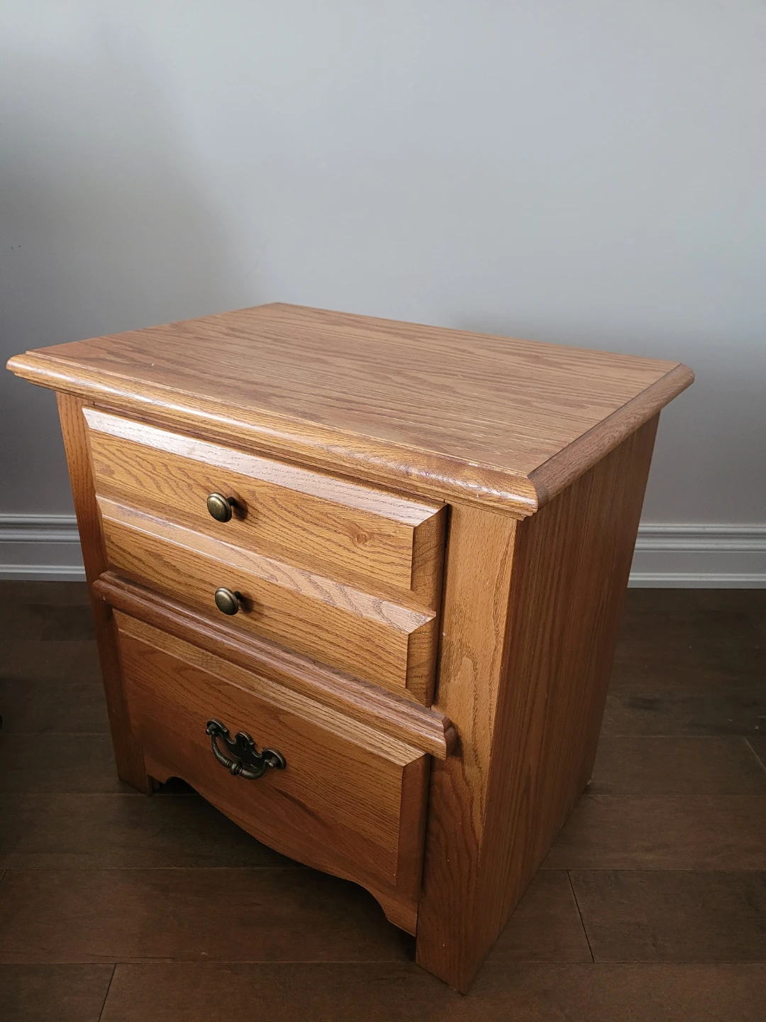 Solid Oak Wood Nightstand - photo 2