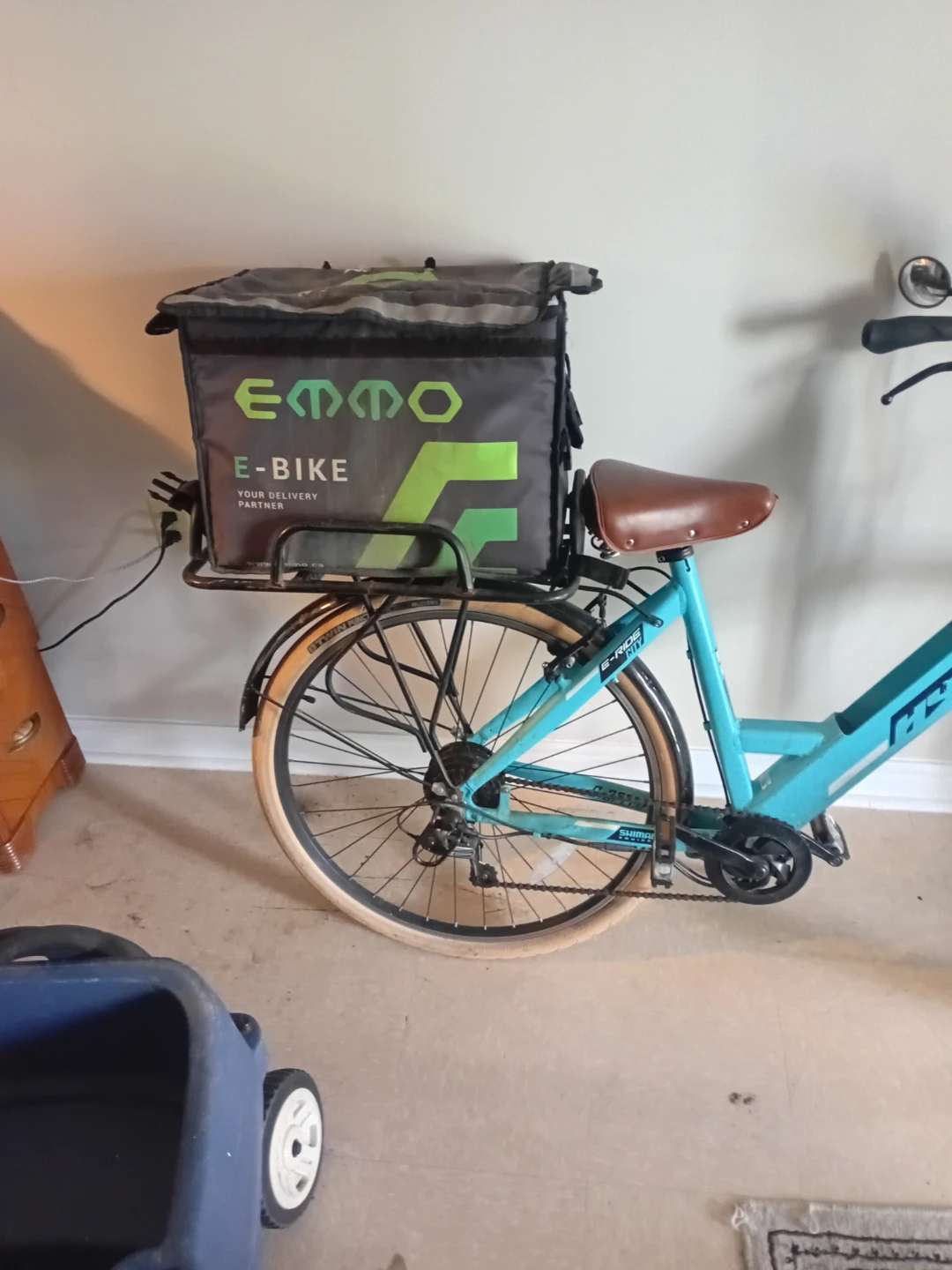 Blue Cruiser Bicycle no battery or charger
