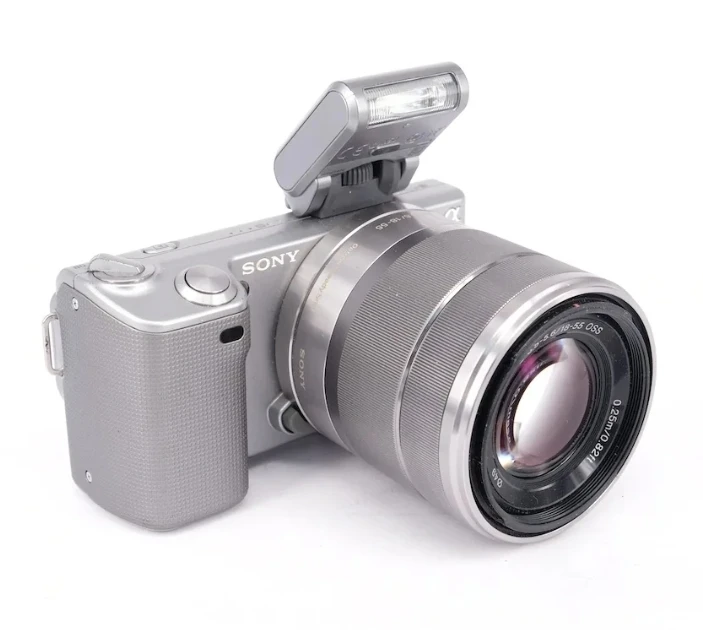 Sony Nex5n Pocket DSLR Camera w/18-55mm Sony lens & Flash