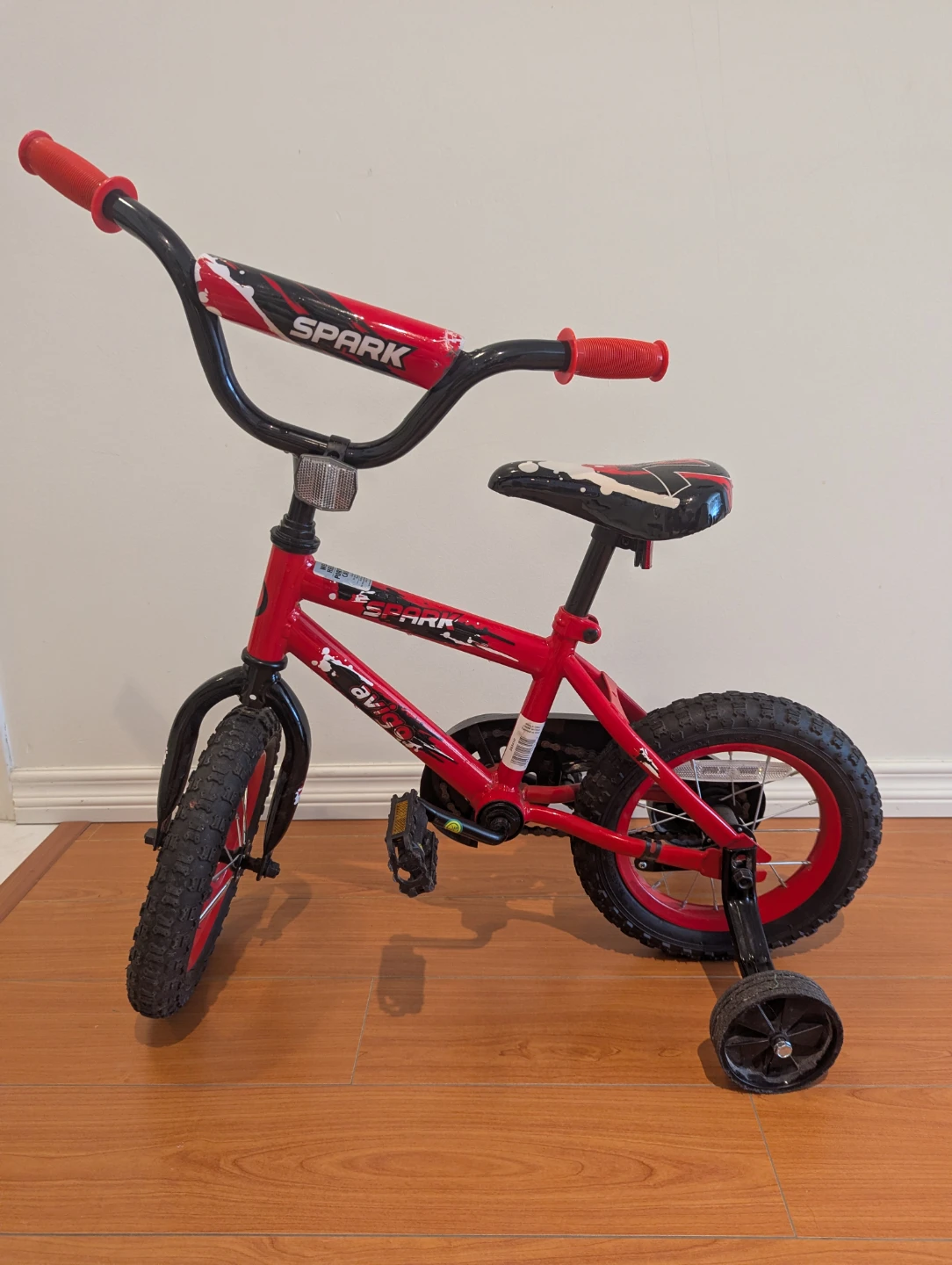 12" Avigo Spark Kids Bike - Red