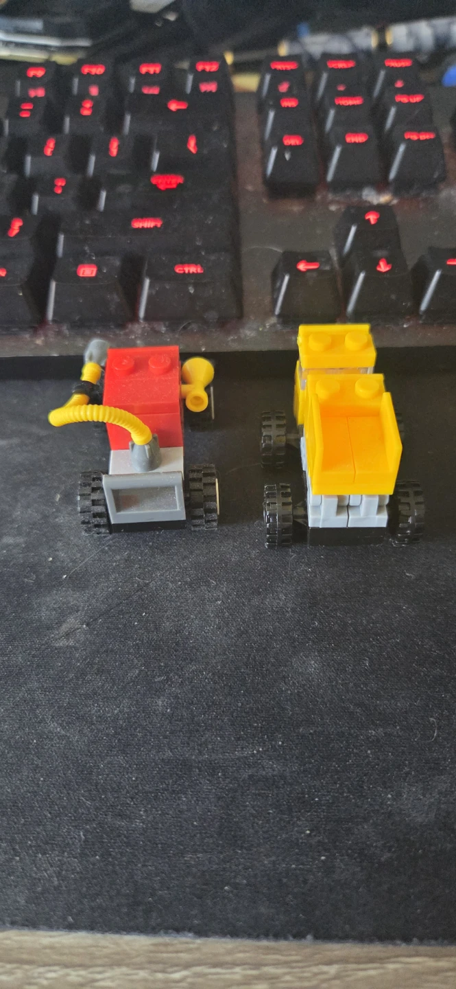 Miniature Construction Vehicles - Red & Yellow - photo 3