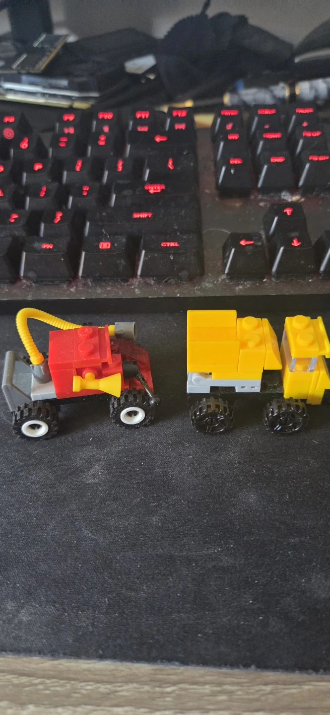 Miniature Construction Vehicles - Red & Yellow - photo 4