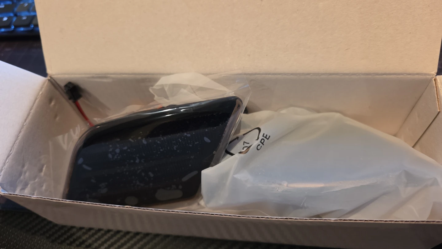 Side Marker Fender Lights for Mercedes W204 – Brand New
