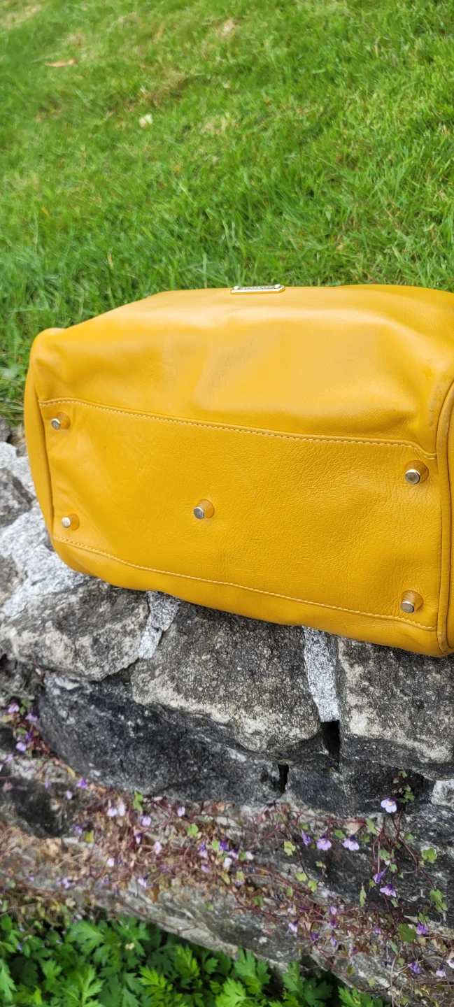 Authentic Burberry - Yellow Leather - photo 3