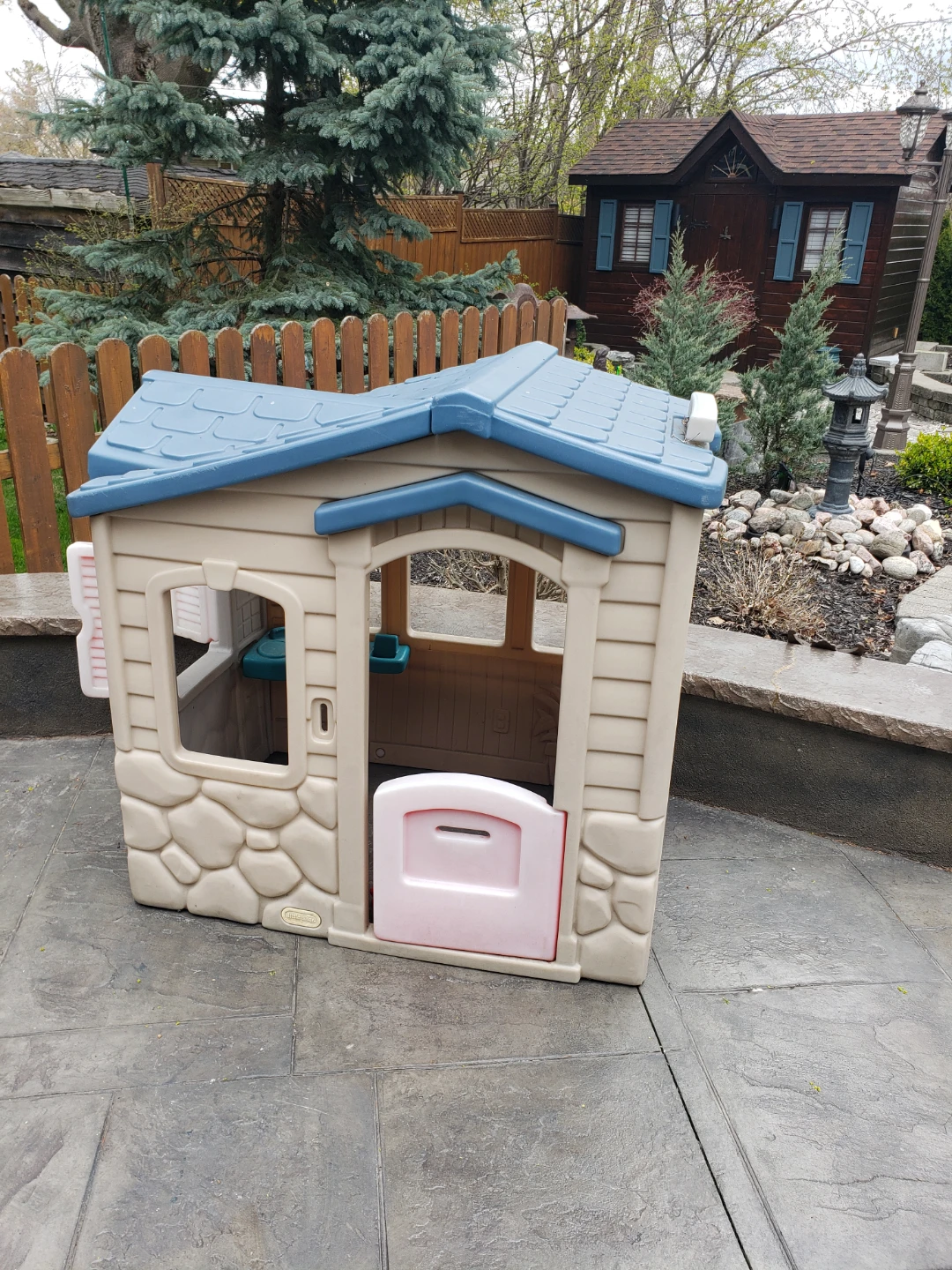 Little Tikes playhouse