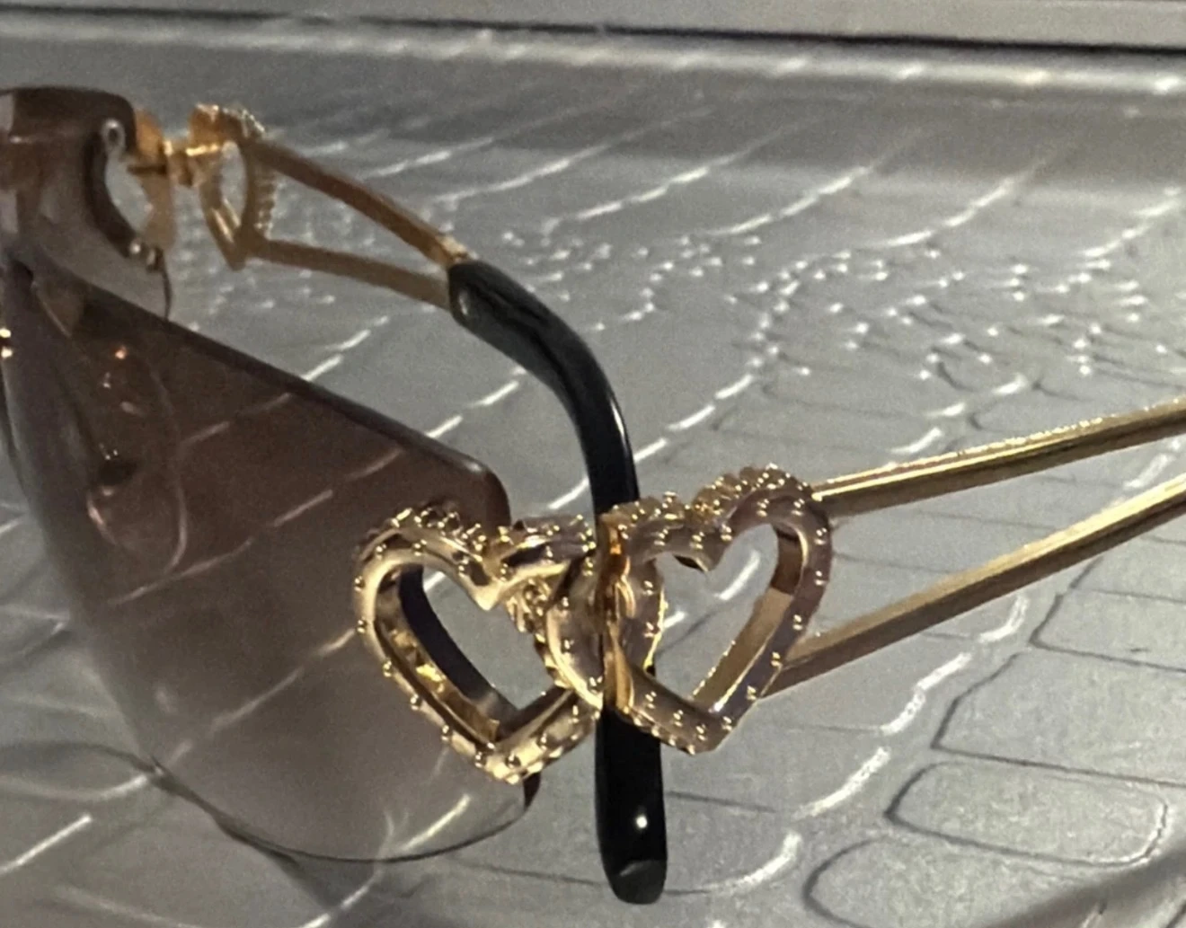 Gold Rimless Sunglasses with Heart Detail - photo 2