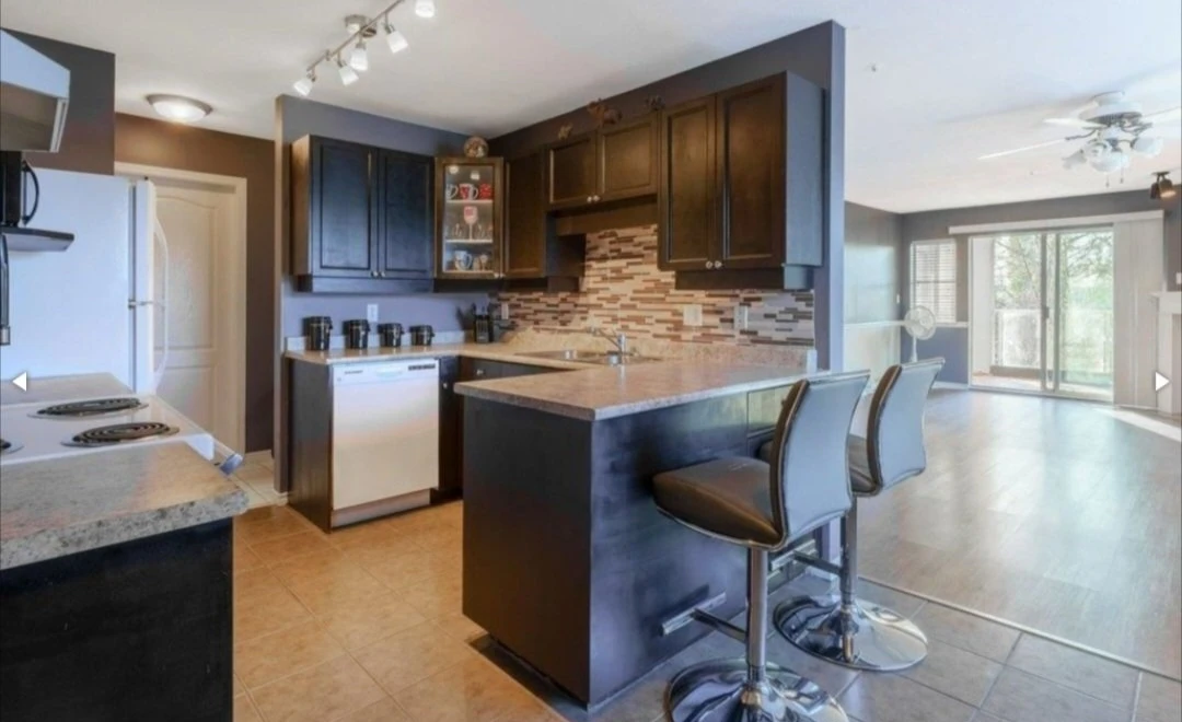 1 bedroom bathroom condo maple ridge - photo 2