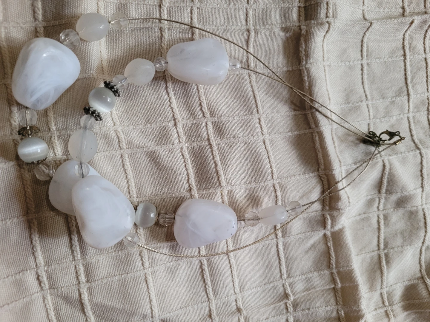 White Bead Necklace - photo 2
