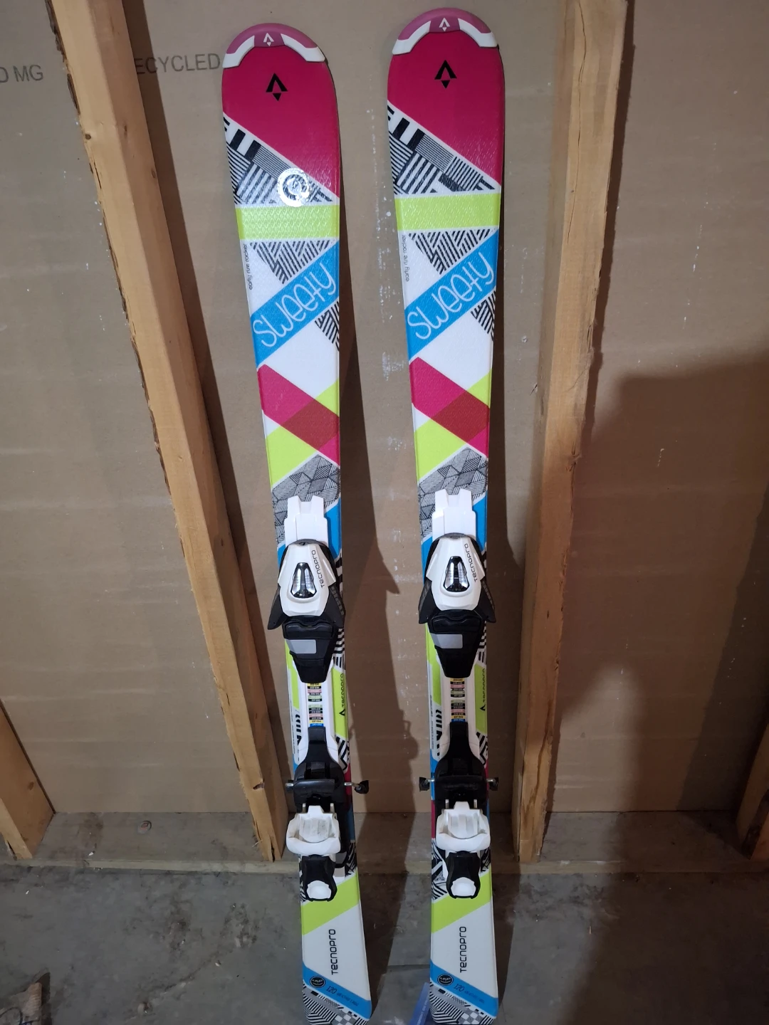 TecnoPro Skis with Bindings - 120 cm