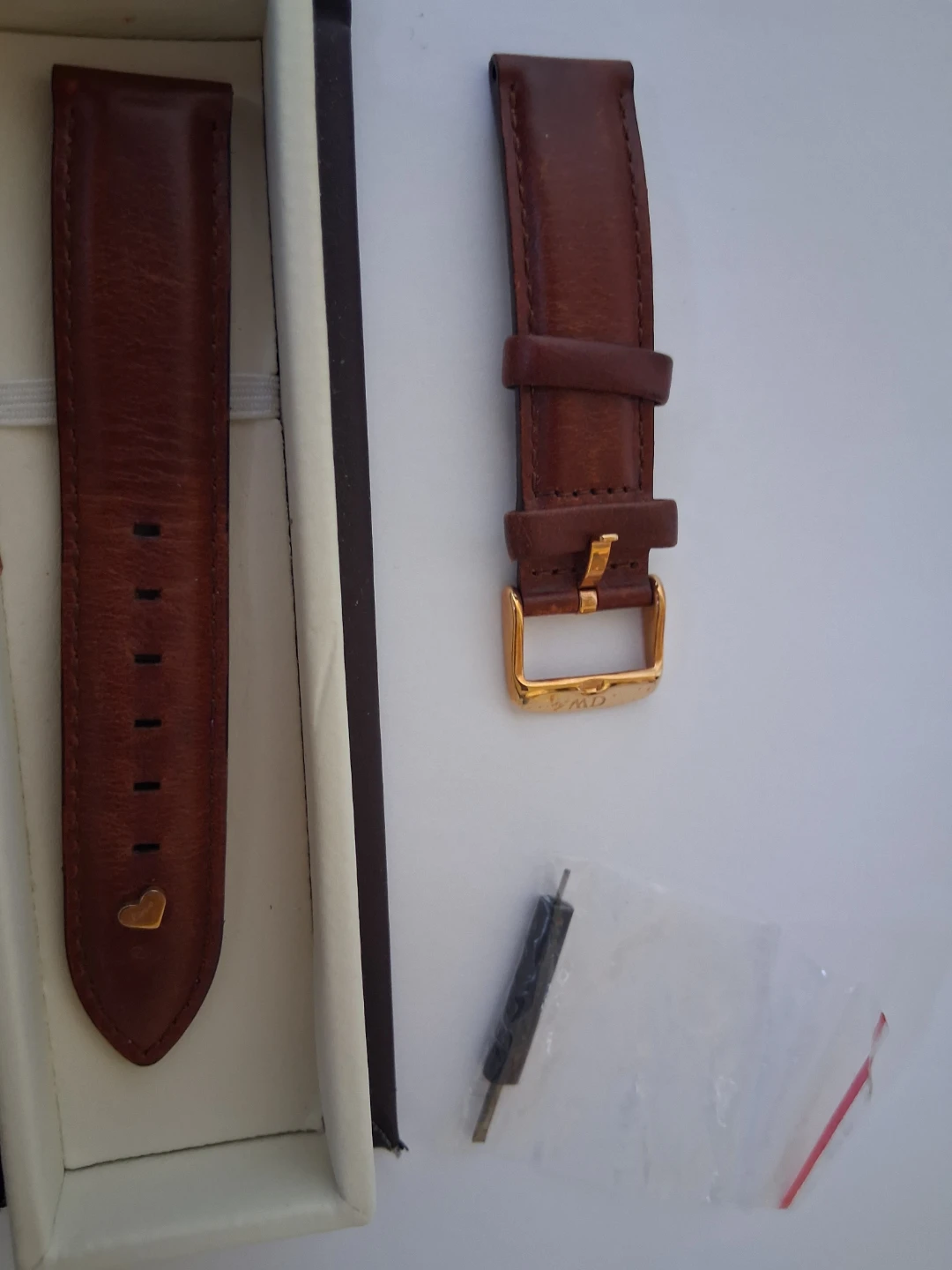 Daniel Wellington Brown Leather Watch Strap - photo 5