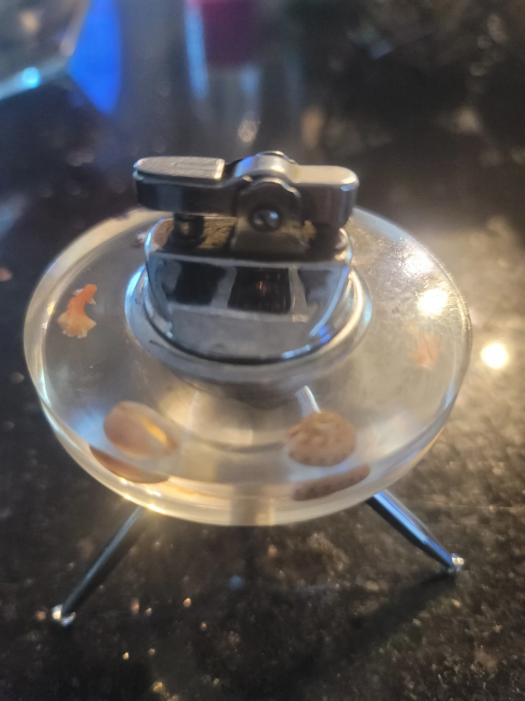 Novelty Lighter with Embedded Shells and Fish Figurines - photo 2