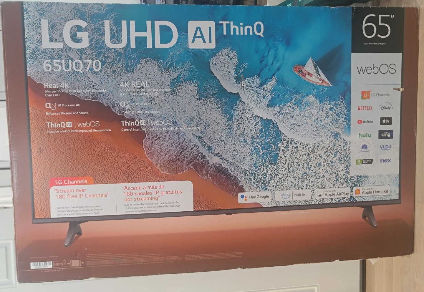 TV LG And wall mount - photo 2