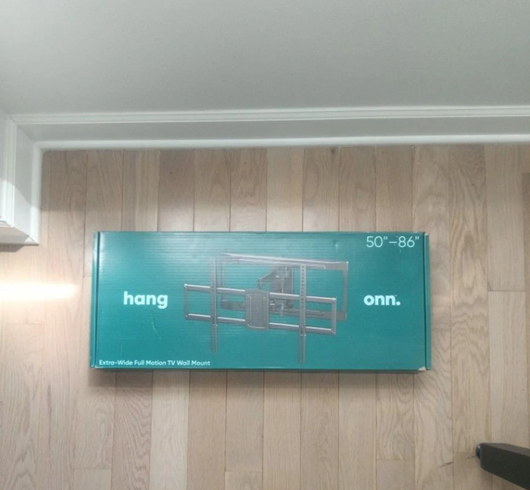TV LG And wall mount - photo 3
