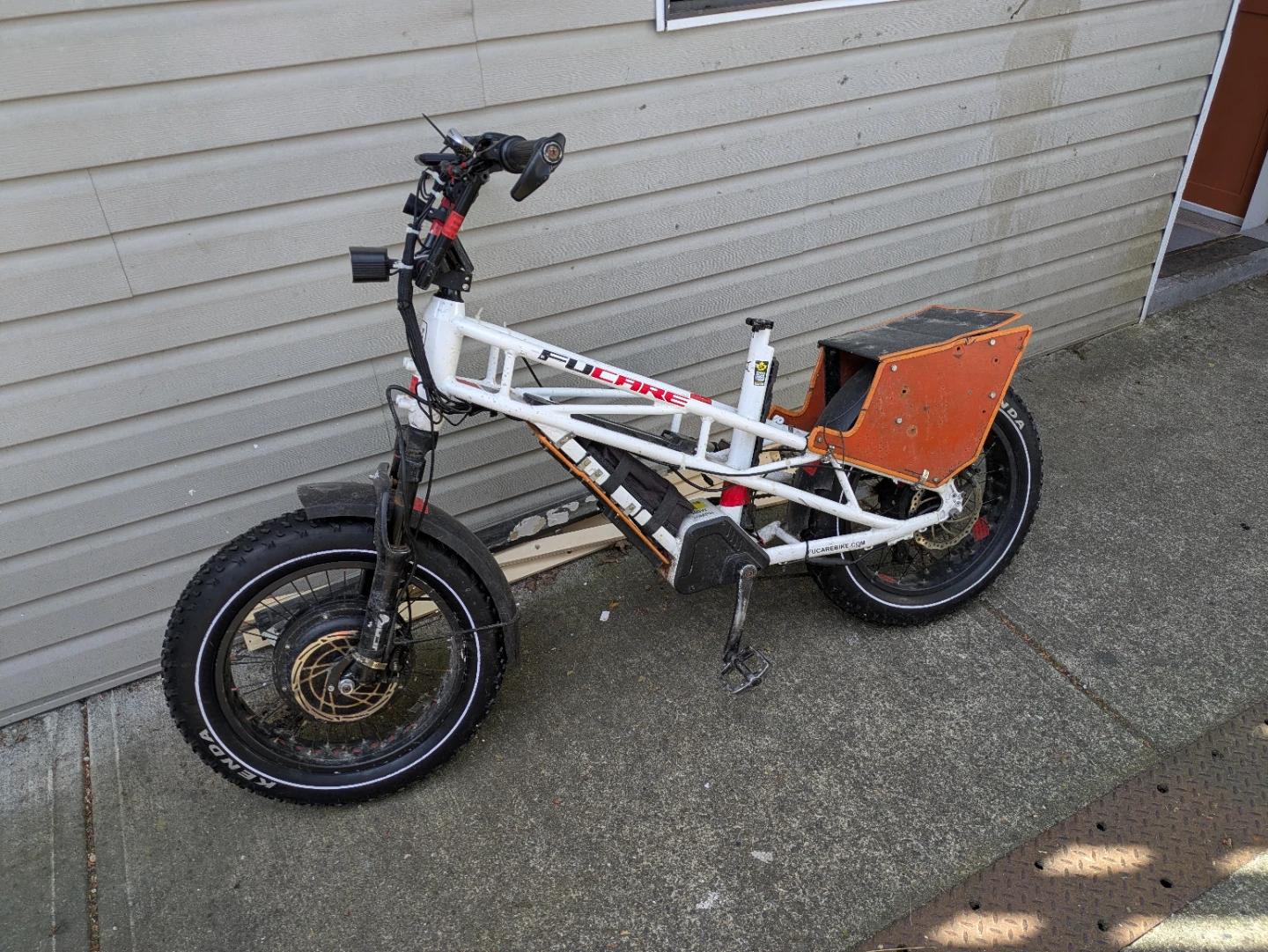 FUCARE ebike for parts, runs, needs control and wire harness