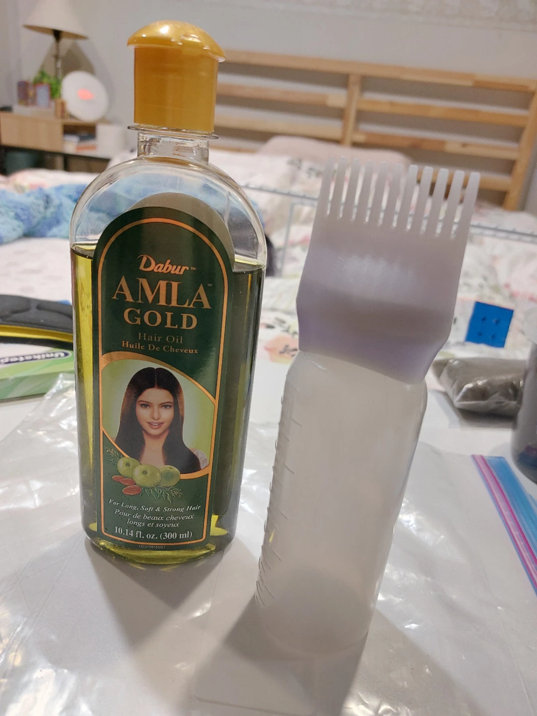 Amla oil and Scalp applicator
