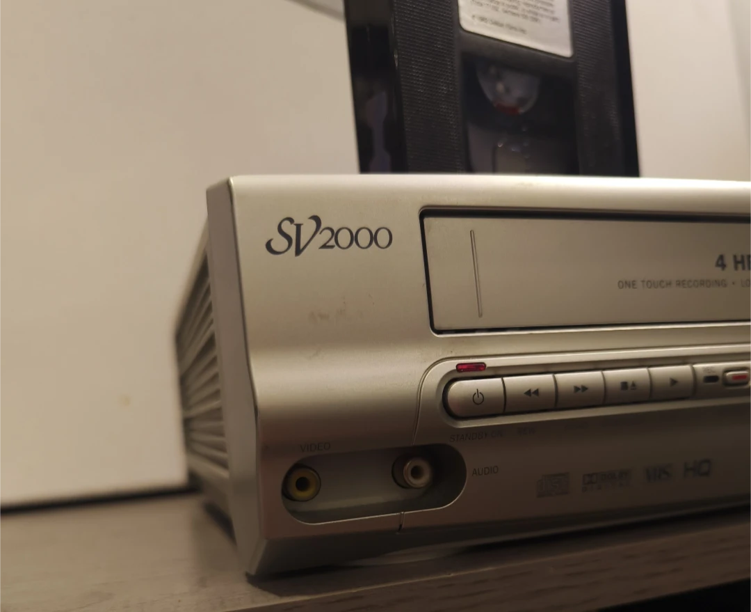 VHS/DVD/CD Player (SV2000) (With Remote) - photo 5