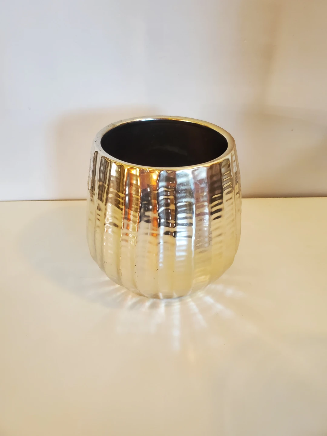 Bundle of 4 Large Vases/Hurricane Lamps...EUC - photo 3