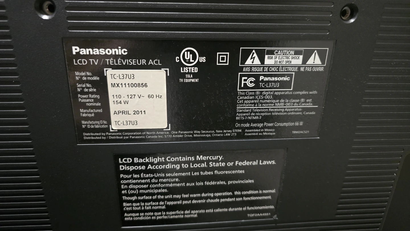 Panasonic TC-L37U3 LCD TV - photo 2