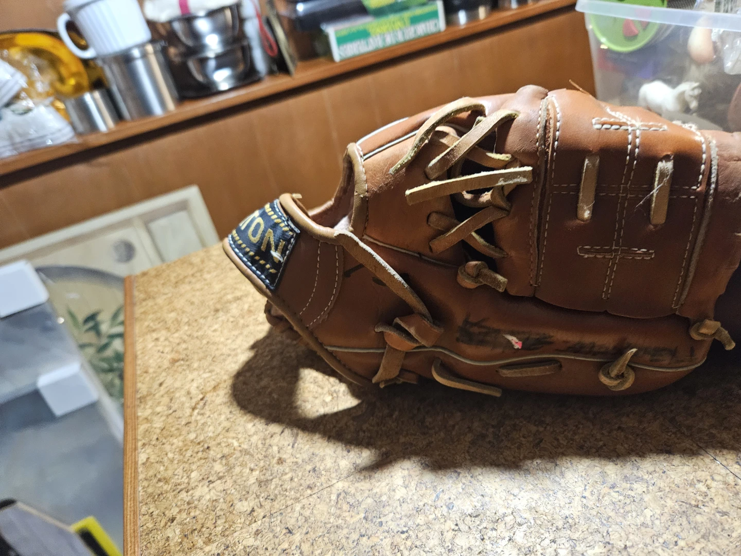 Eaton Baseball Glove - photo 4