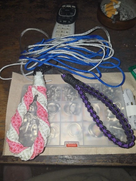 Paracord Bracelets & Charms - photo 2