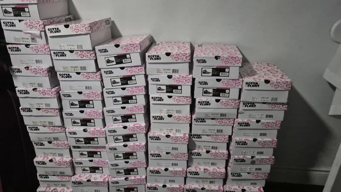Gotta Flurt High Top Sneakers - photo 4