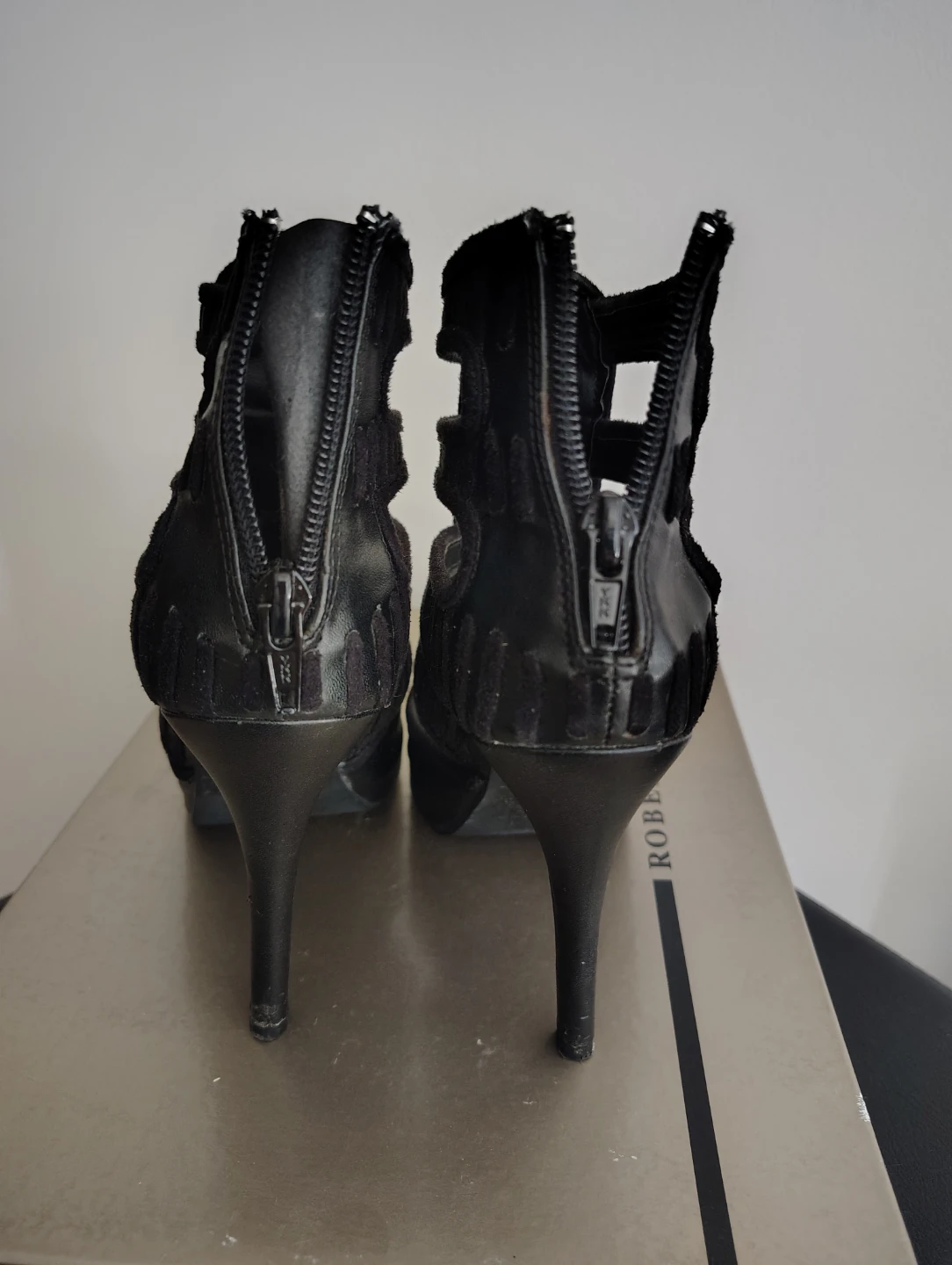 Roberto Vianni Black Cutout Stiletto Heels - photo 2