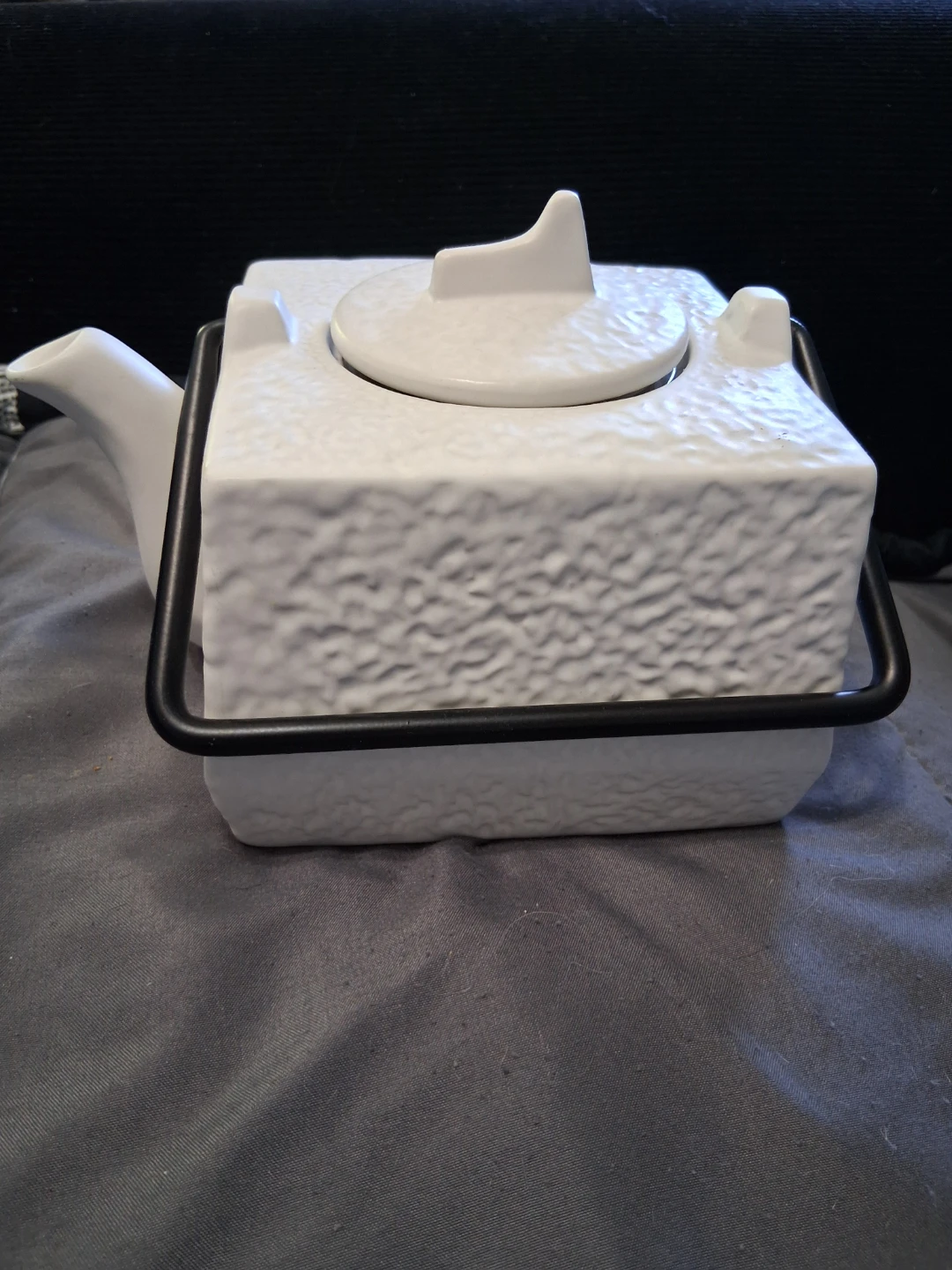 White Textured Ceramic Teapot with Black Handle