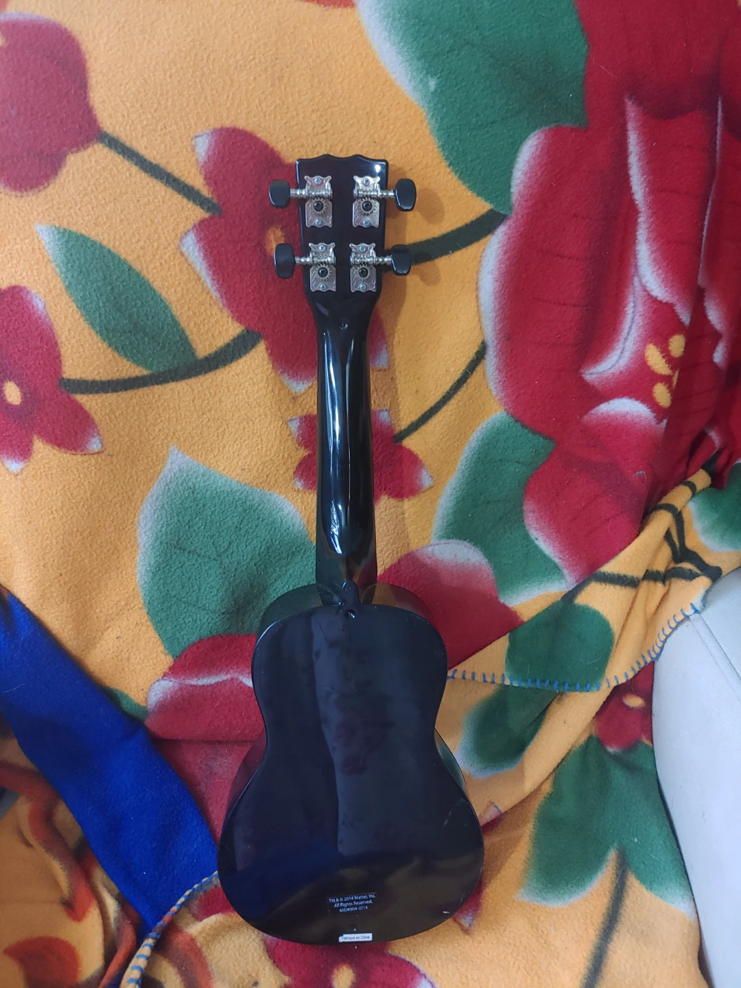 Monster High Ukulele and First Act Musician ukulele - photo 3