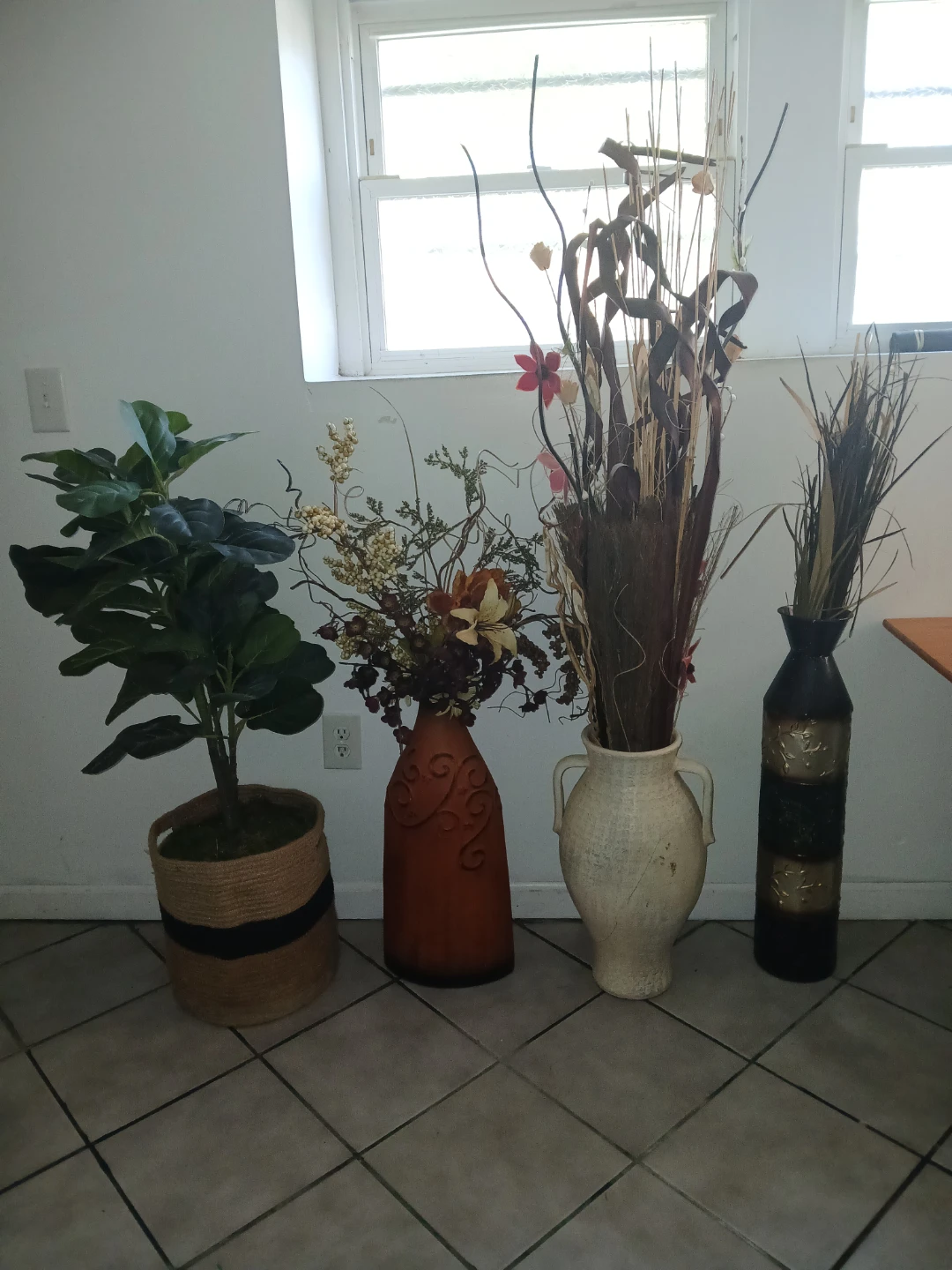 4 artificial plants