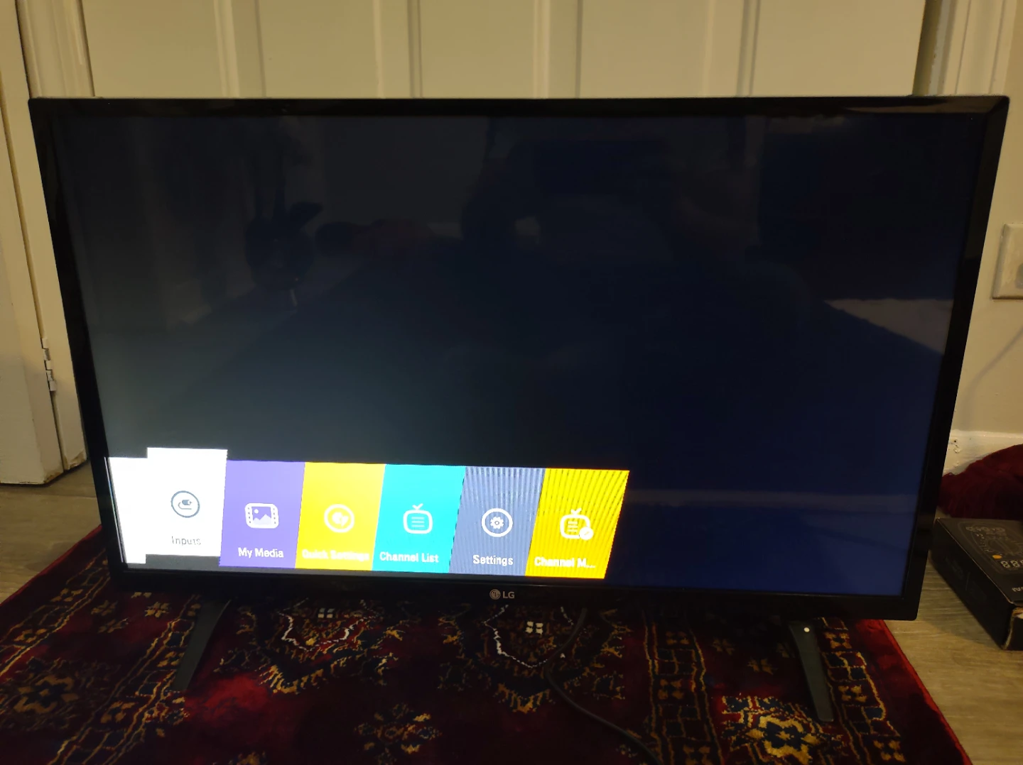LG Television 28"