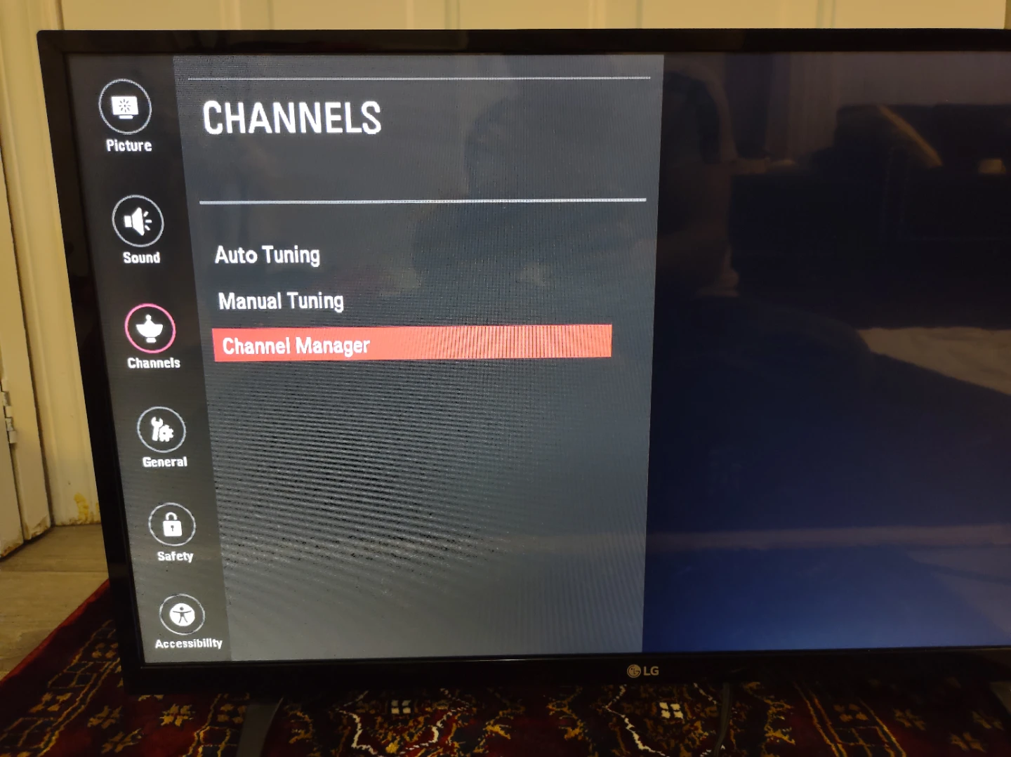 LG Television 28" - photo 2