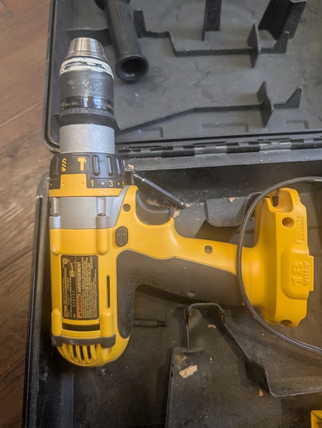 DEWALT DC988 HEAVY DUTY XRP 18V Cordless Hammerdrill Kit - photo 3