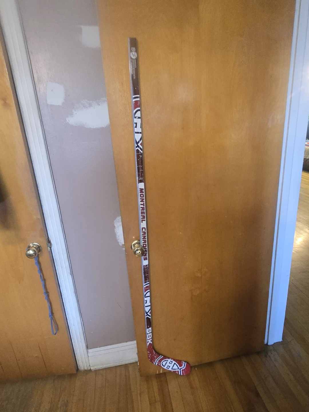 Montreal Canadiens Hockey Stick and Blanket - photo 3