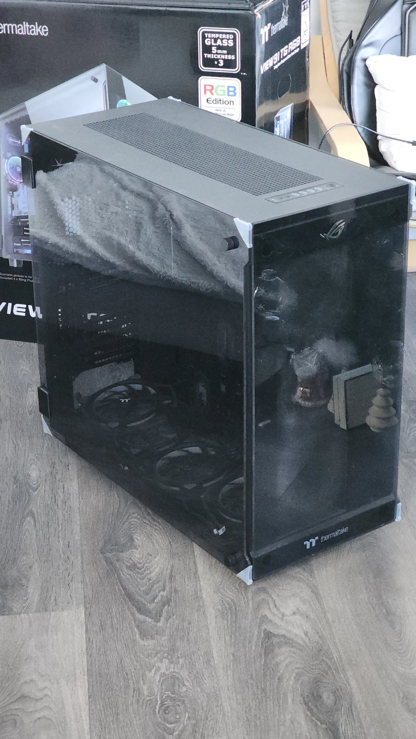 Computer Gaming Case - RGB Super Tower Thermaltake VIEW 91 - photo 3