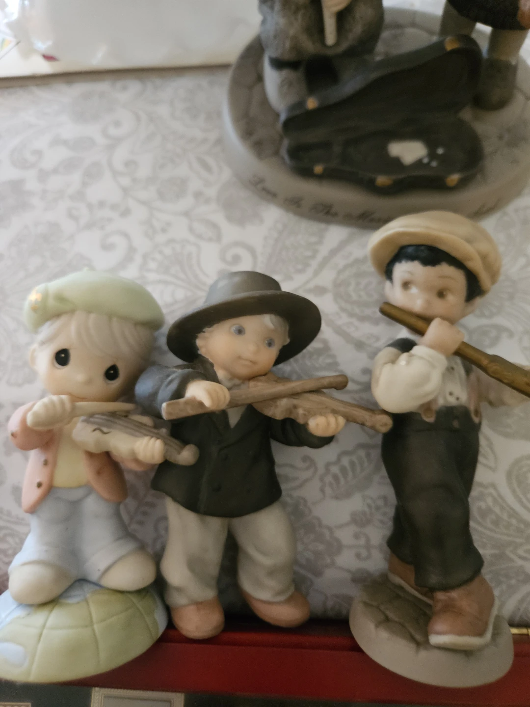 "Love Is The Music Of The Soul" Musical Figurines - photo 3