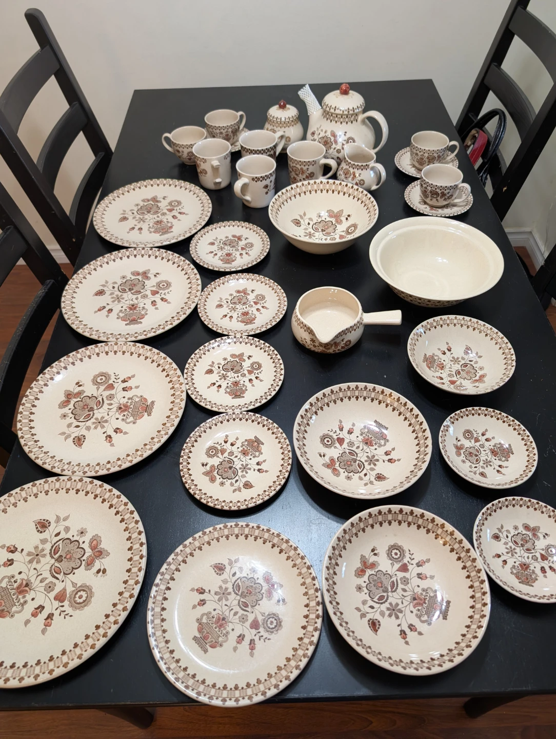 Johnson Brothers Jamestown China set - photo 2