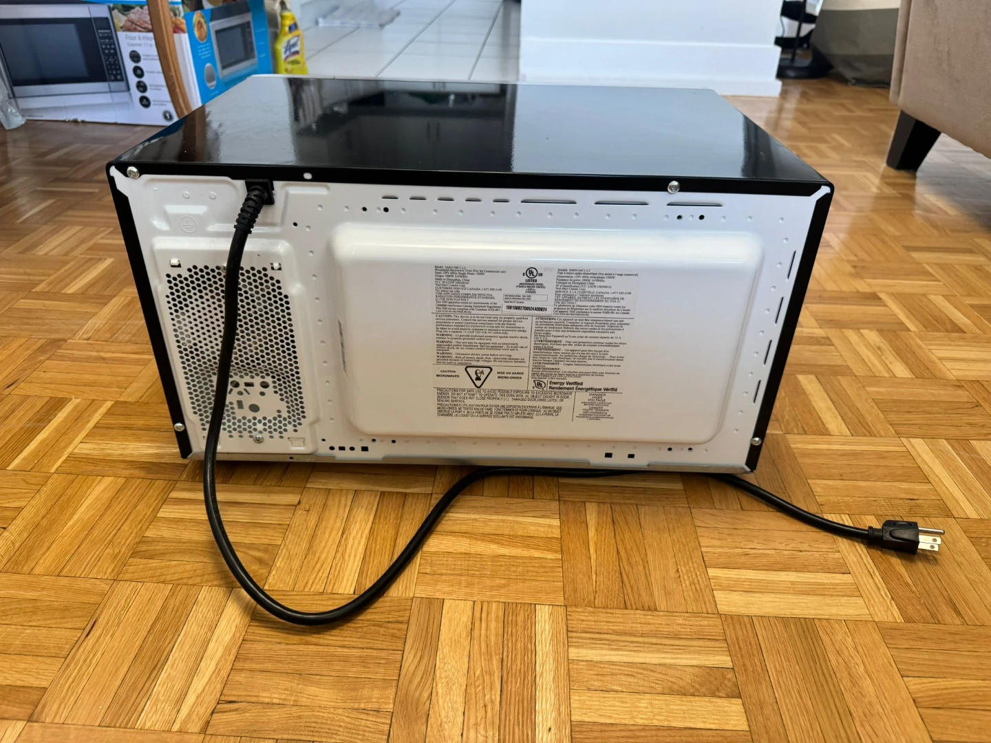 Hamilton Beach 1.1 Cu. Ft. Microwave Oven - photo 4
