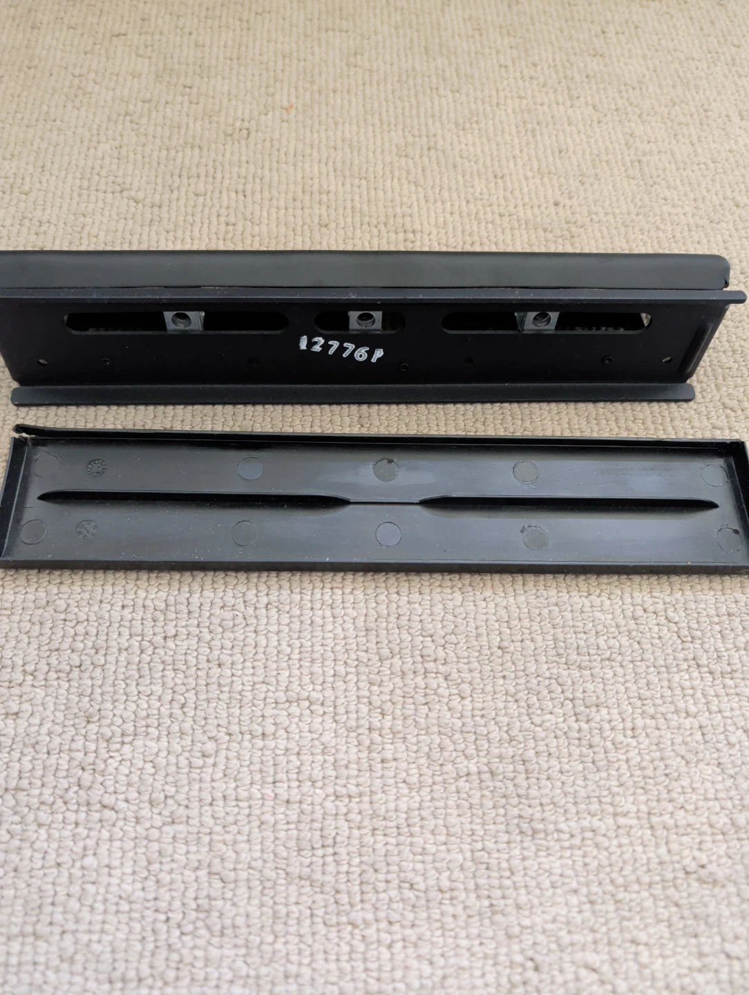 Swingline Black 3-Hole Punch - photo 5