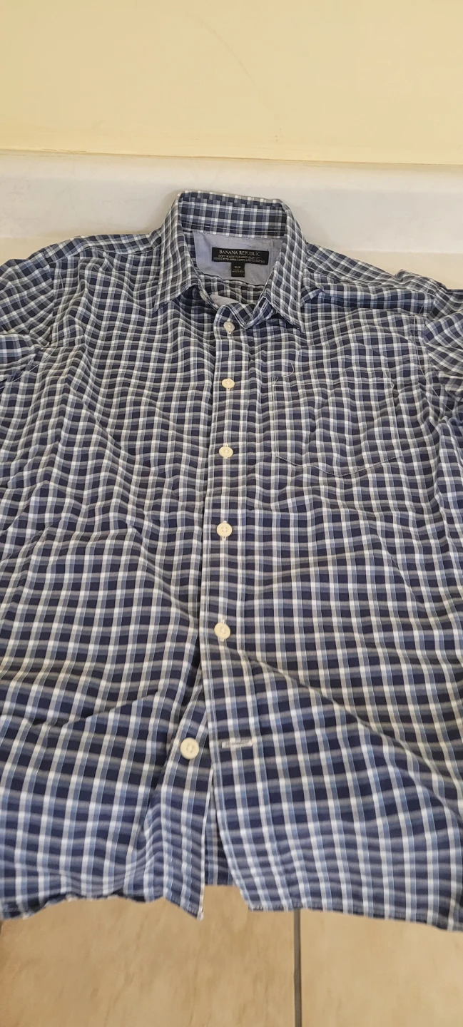 Banana Republic Soft Wash Tailored Slim Fit Button-Up Shirt
