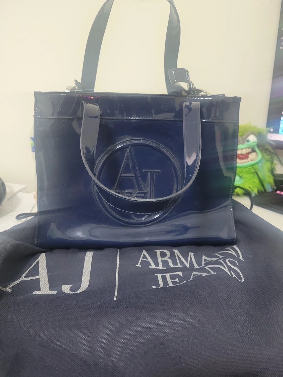 Armani Jeans Navy Patent Leather Tote Bag - photo 3