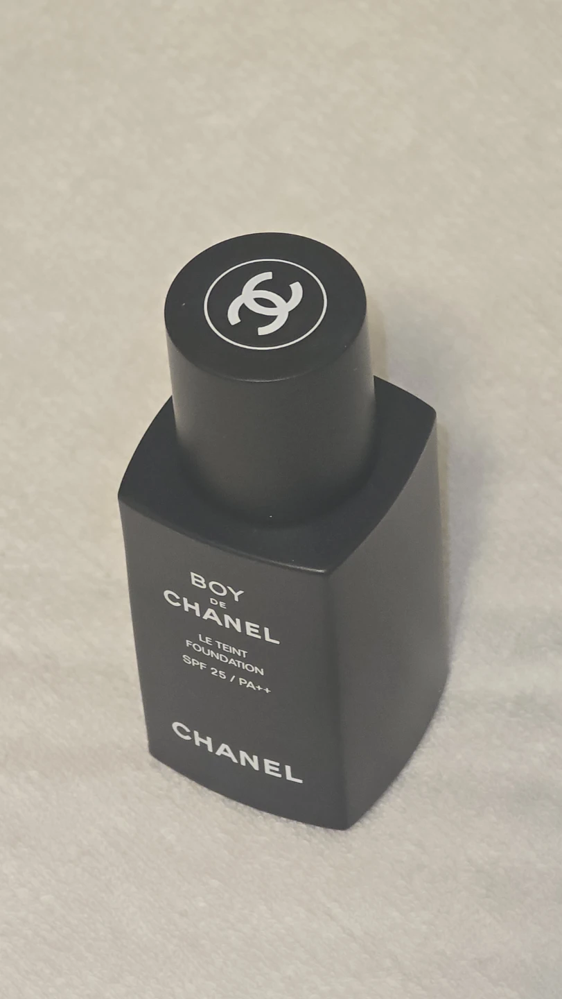 BOY DE CHANEL FOUNDATION