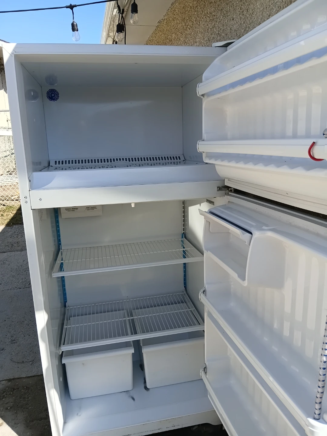 White Top Freezer Refrigerator works great - photo 2