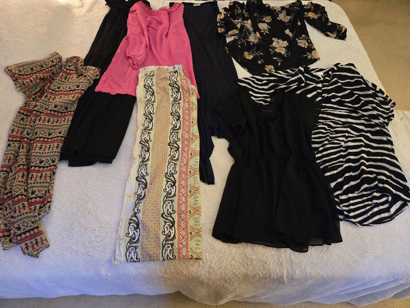 8 Women's Summer tops and dress& Cover