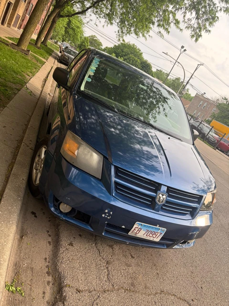 Blue Dodge Grand Caravan Minivan - photo 2
