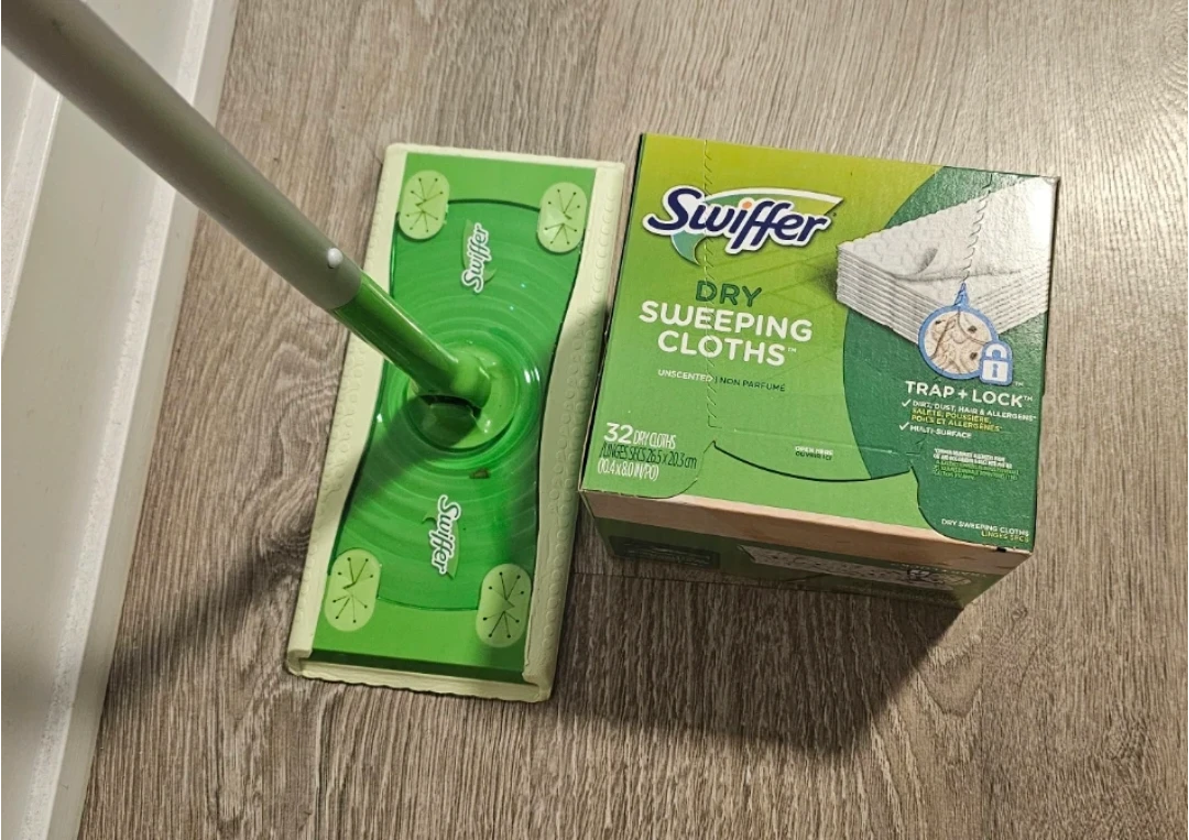 Swiffer Sweeper + 32 Dry Sweeping Cloth - photo 2