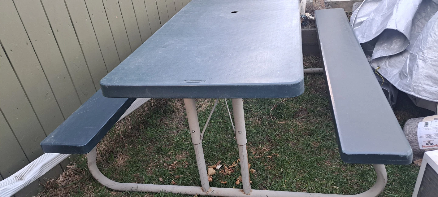 Lifetime Picnic Table