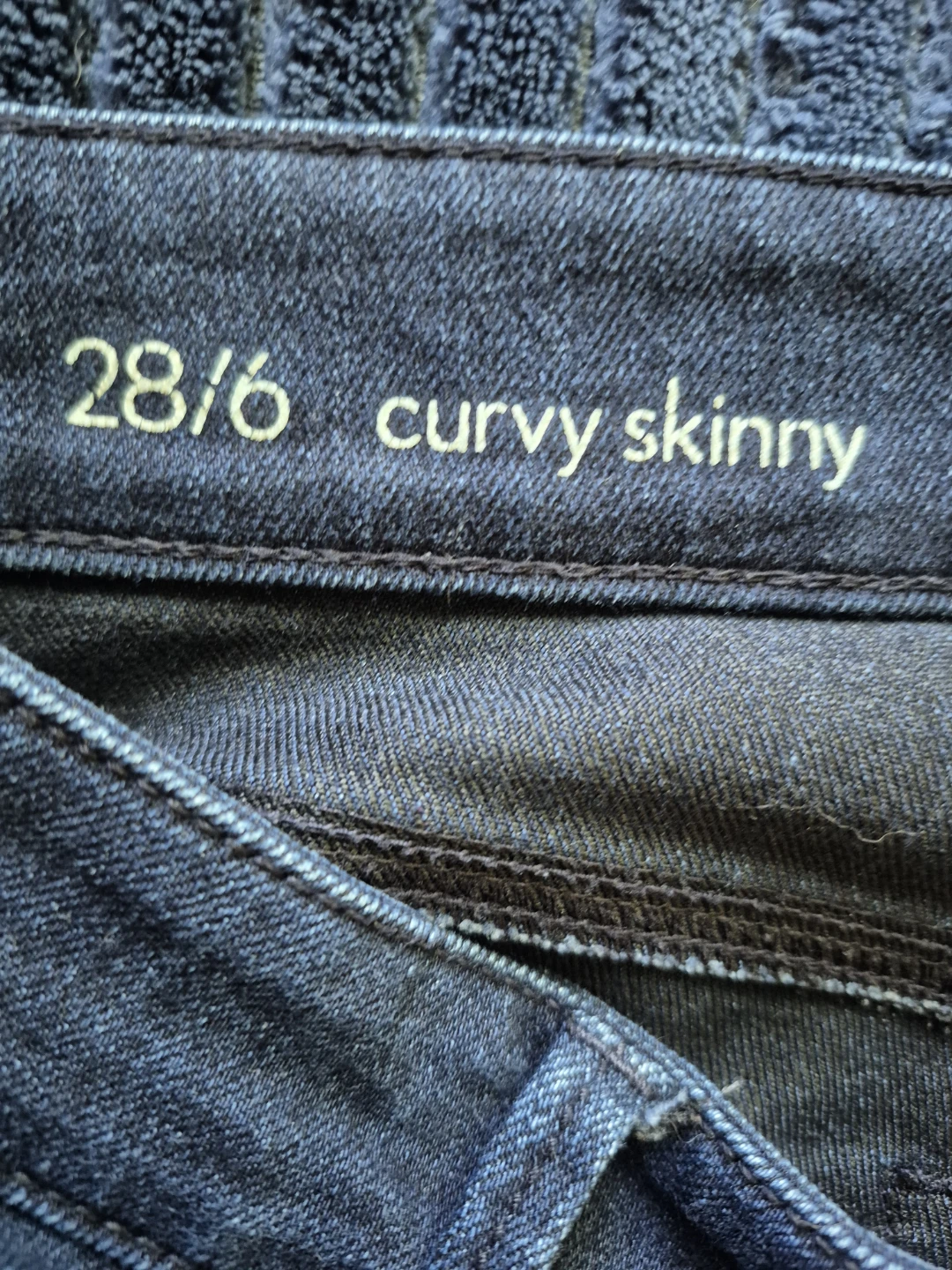 Ann Taylor Loft Curvy Skinny Jeans - photo 3